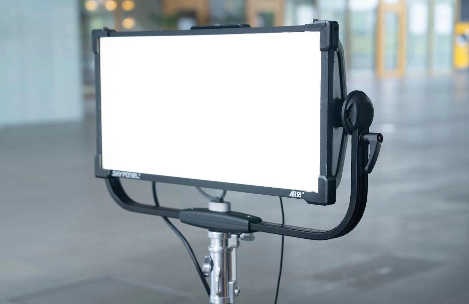 ARRI SkyPanel S60 mit Fernbedienung und Tasche